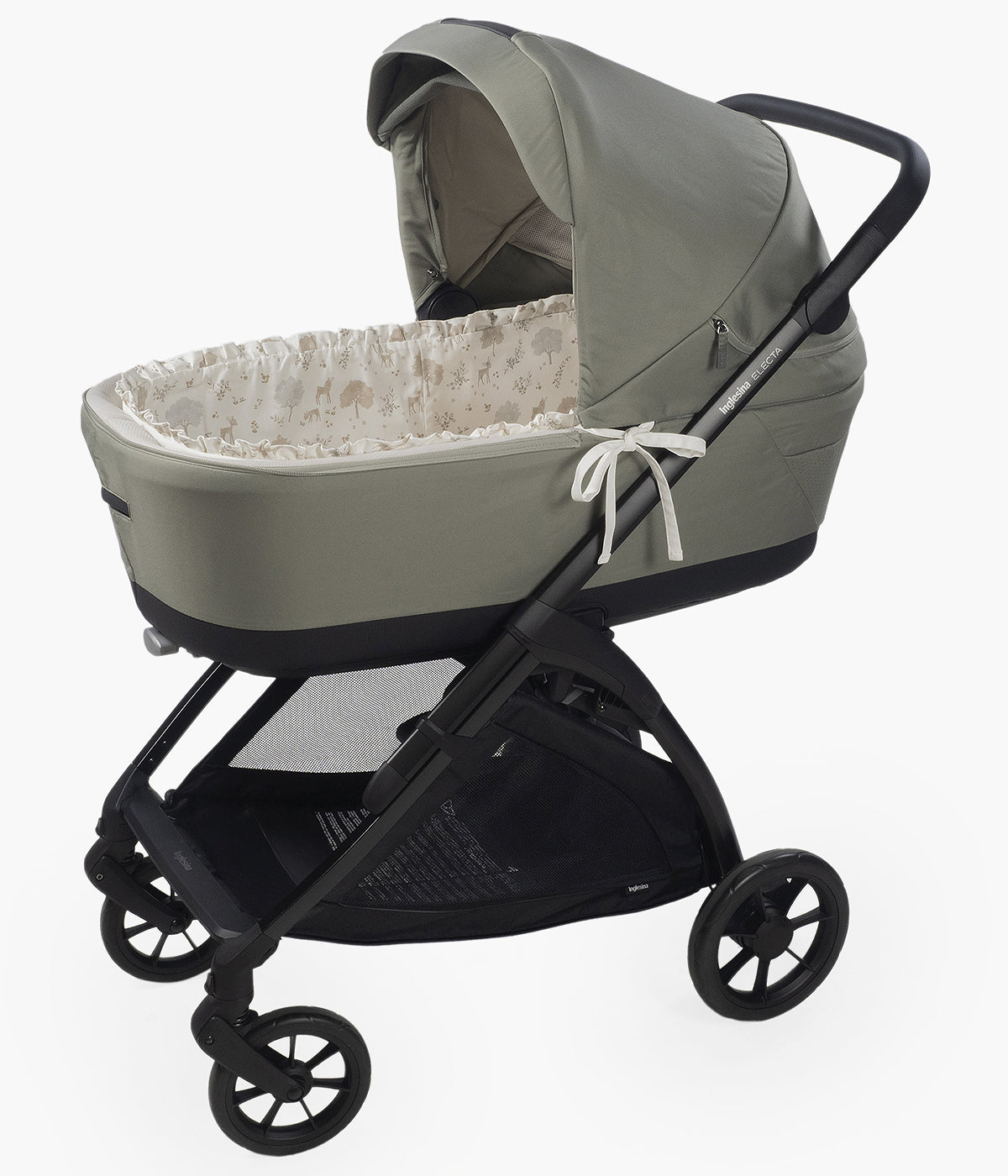 Forra com varas Pasito a Pasito Nara colocada num carrinho de bebé.