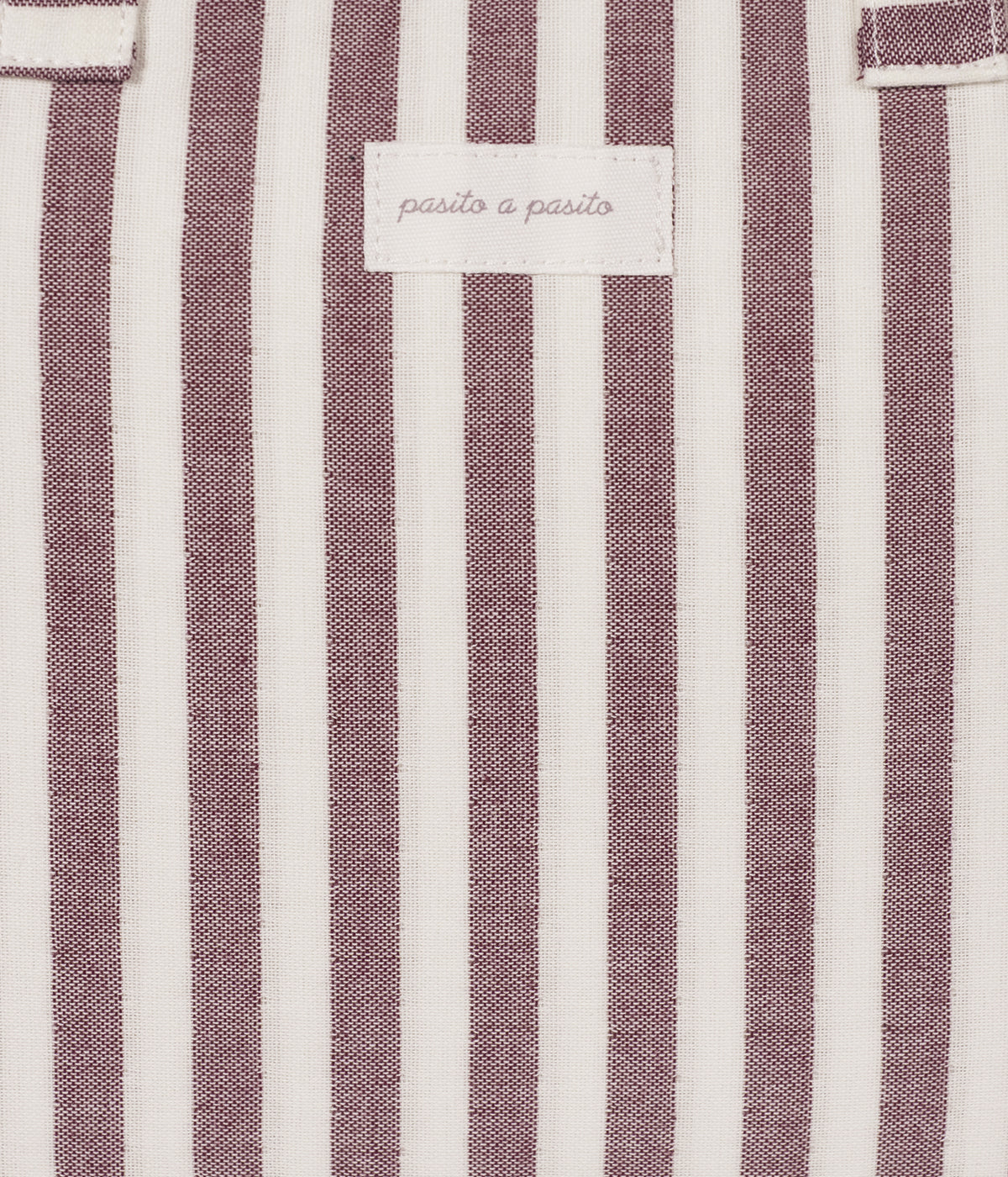 Mala de maternidade Pasito a Pasito Cherry Strips com exterior em algodão impermeável com padrão riscas.