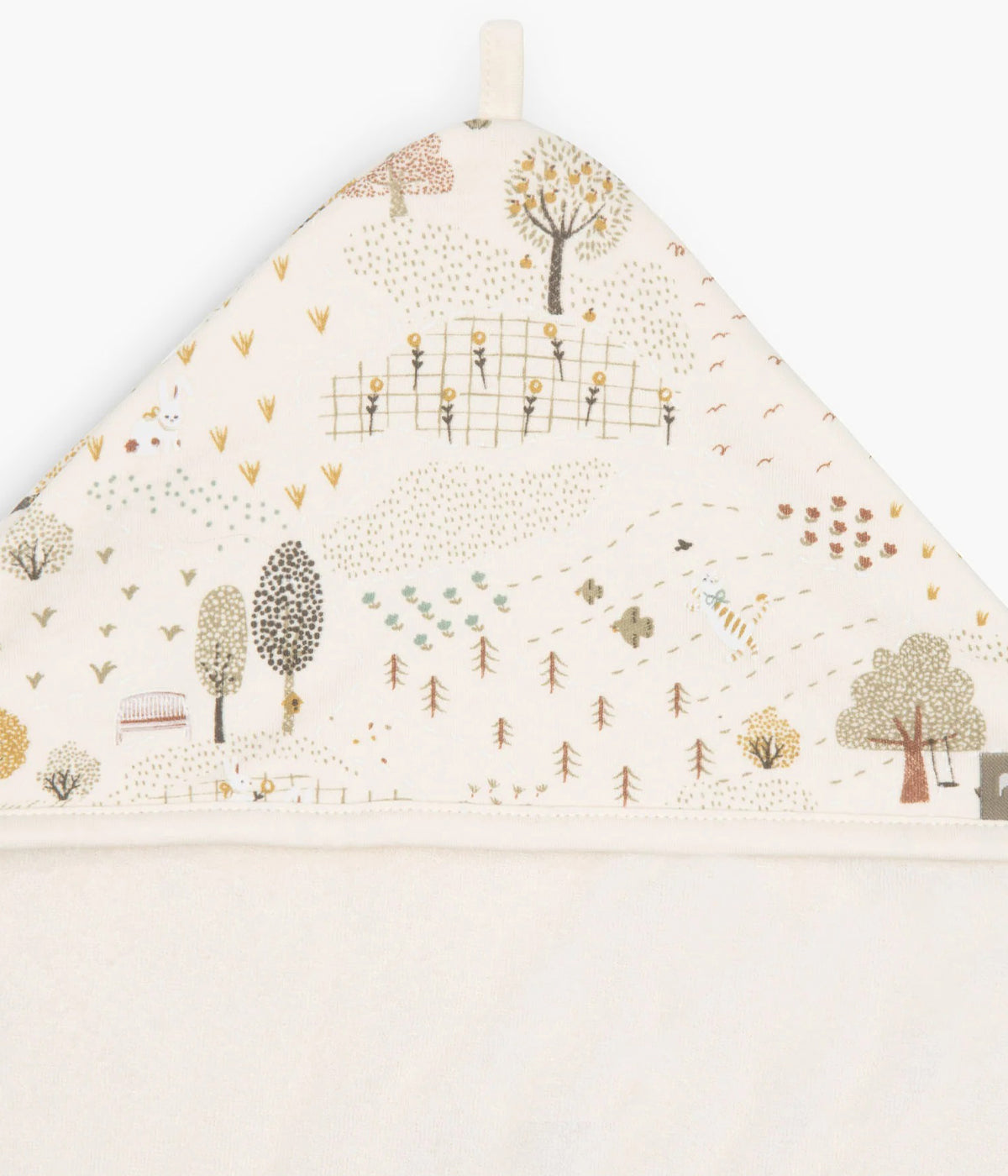 Toalha de banho em algodão para bebé e recém-nascido(a) coleção Tiny Park da Jollein. Tecido de algodão turco muito absorvente de cor pérola e exterior com padrão animais e árvores. Carapuço no canto.