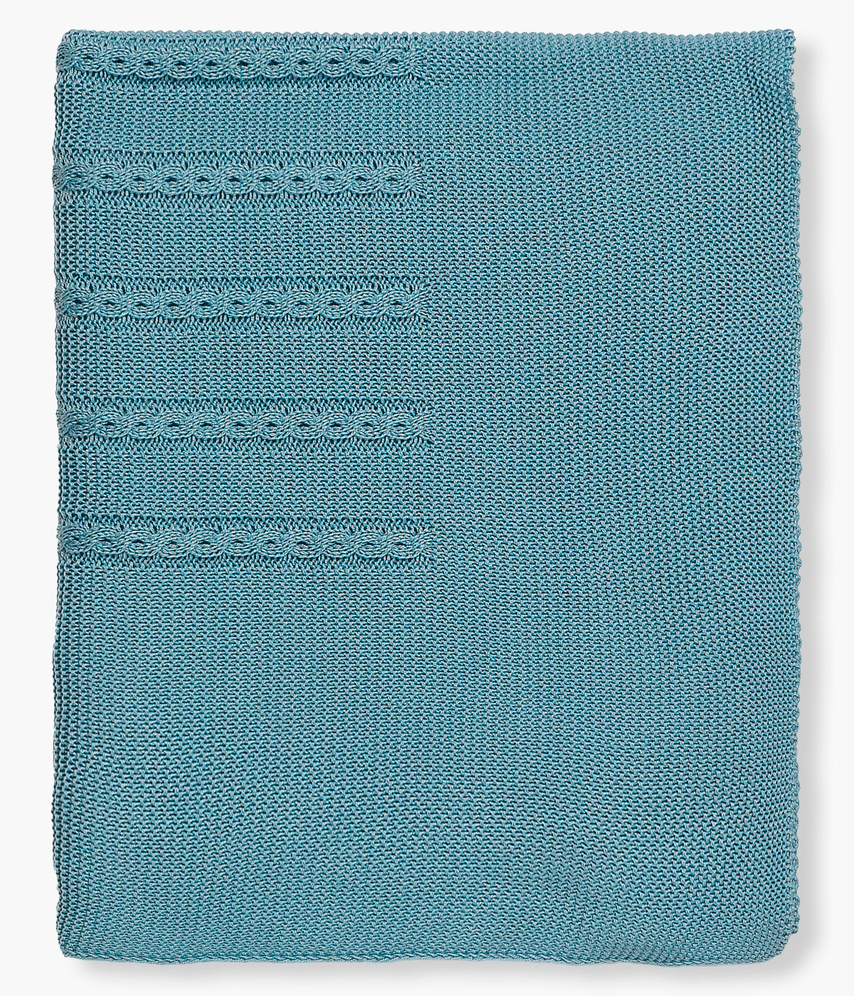 Manta em malha azul da Juliana para bebé e recém-nascido(a). Delicada manta de formato quadrado com detalhes entrelaçados no centro.