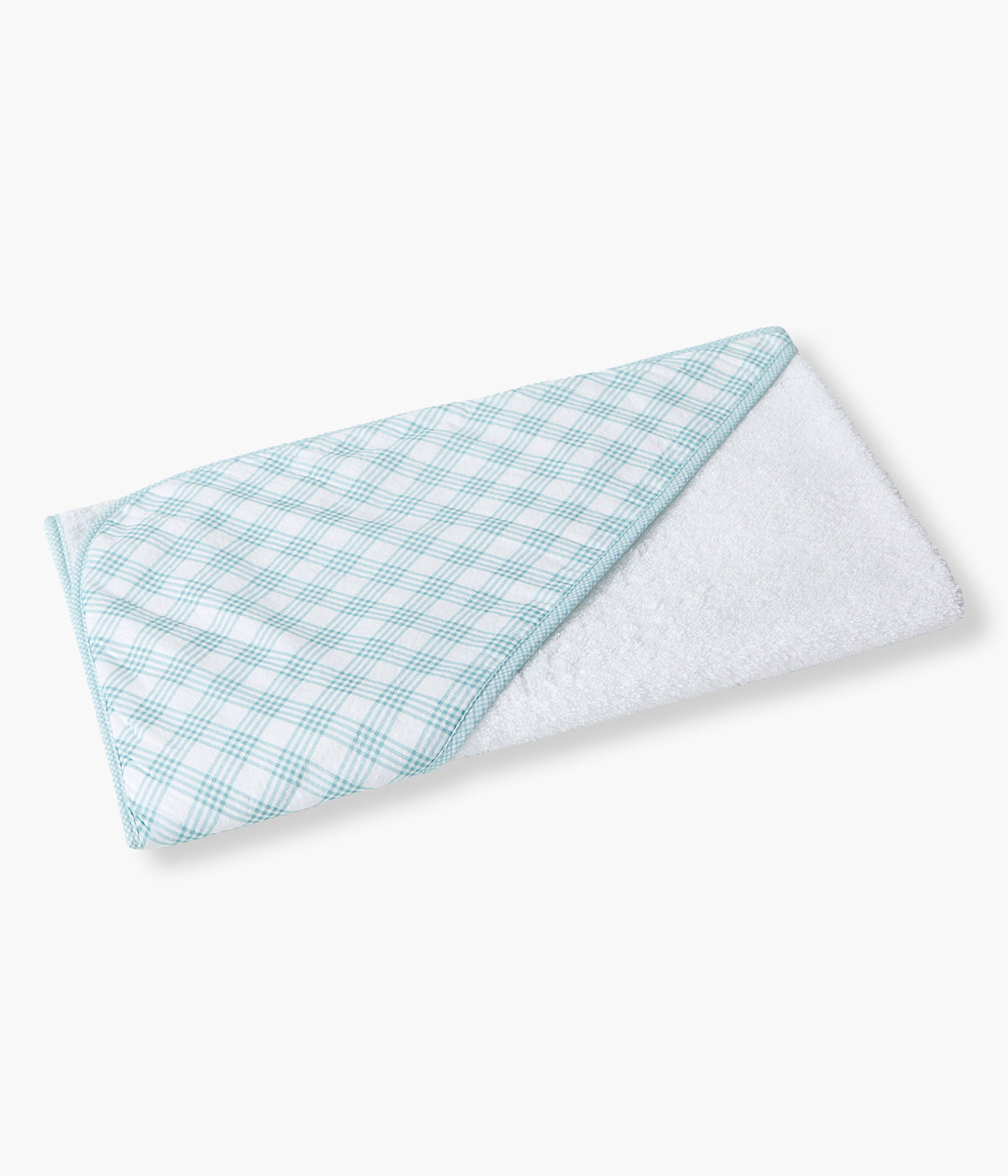 Vista da toalha dobrada de banho da Laranjinha para bebé menino e recém-nascido, 100% algodão. Suave e absorvente toalha em turco branco com carapuço no canto com padrão xadrez verde.