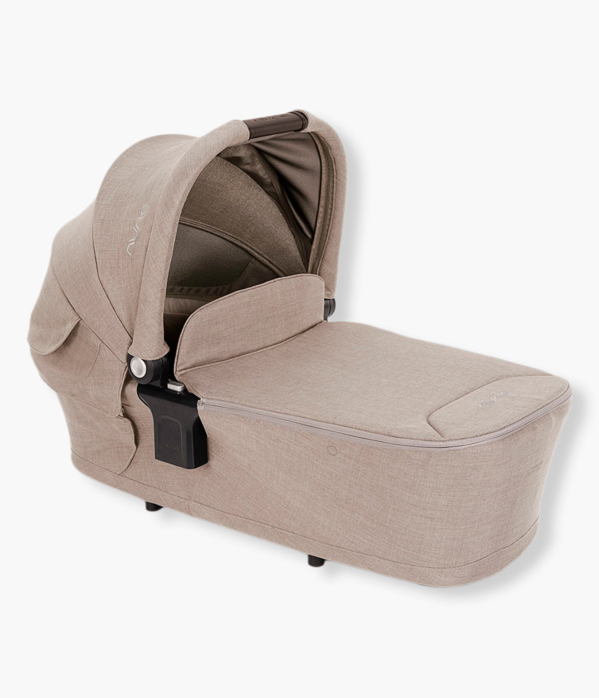 Alcofa Lytl da marca Nuna na cor Chateau. Ultraleve alcofa premium que proporciona um espaço confortável e seguro para o recém-nascido desde o nascimento até aos 9kg. Compacta, dobrável e compatível com vários carrinhos Nuna, é a solução ideal para criar um pack elegante e prático desde o primeiro dia.