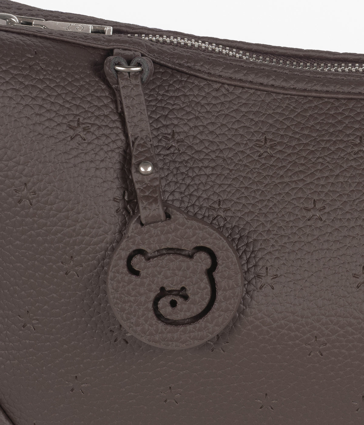 Bolsa de Passeio Gôndola Pasito a Pasito London Brown com pendente com logo da marca