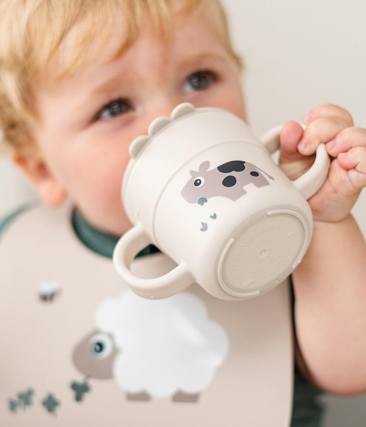 Done by Deer Copo Anti-Vazamento Tiny Farm 215ml - Bege