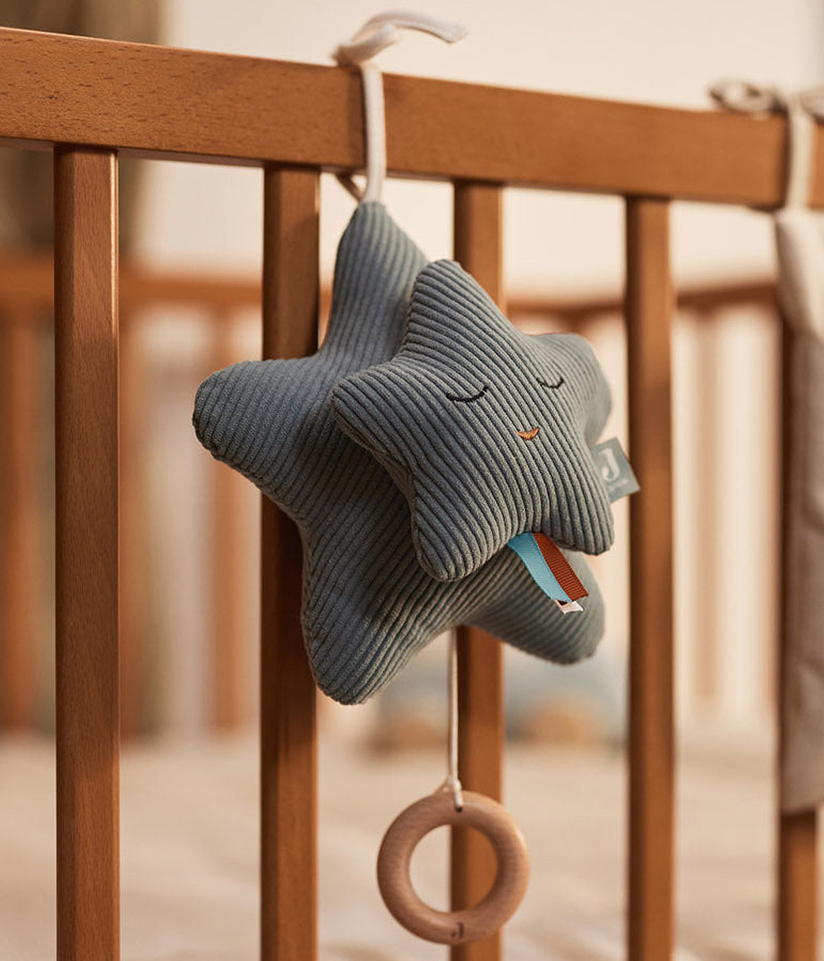 Peluche Musical Estrelas para Bebé Jollein - Verde