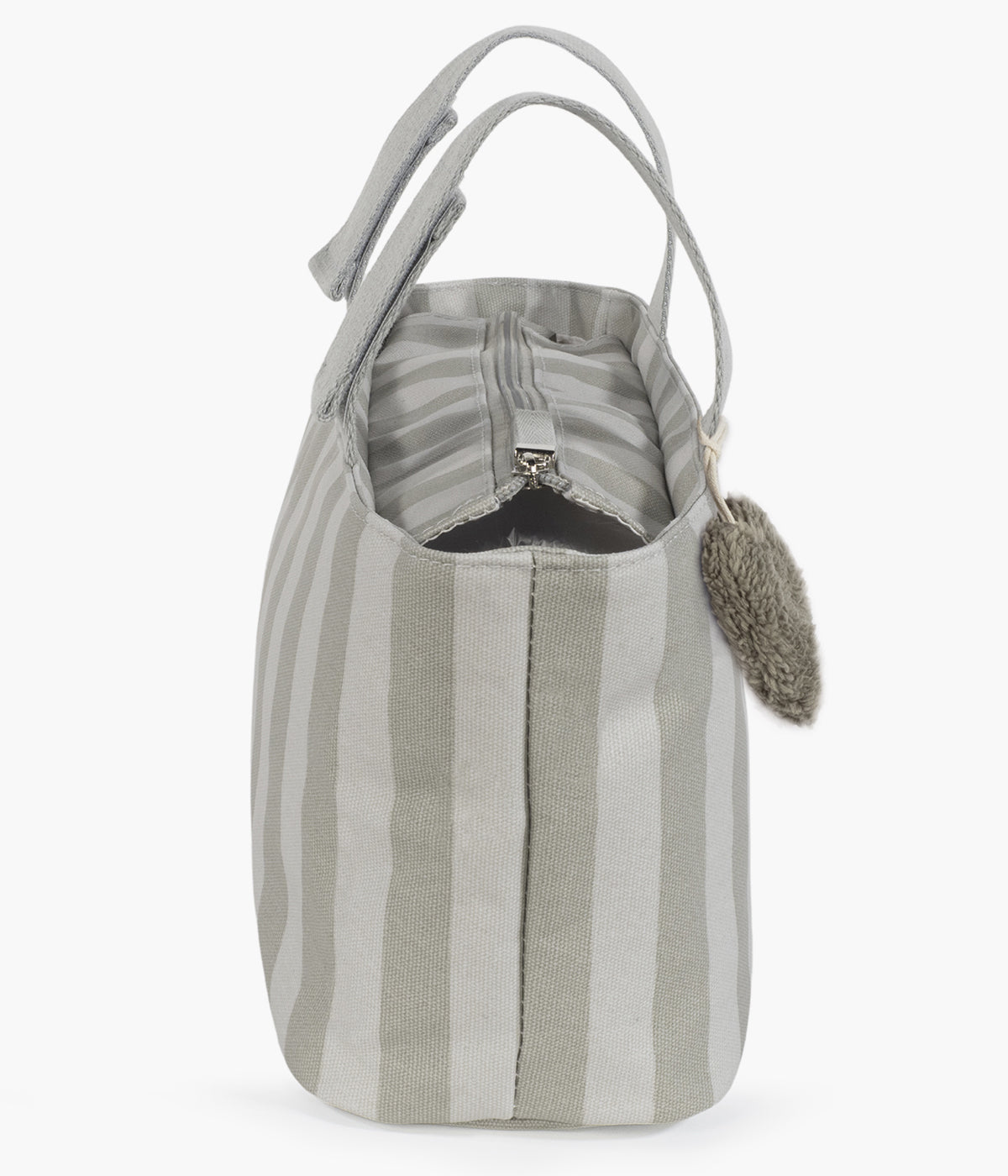 Bolsa organizadora Walking Mum Sintra com riscas verde e cinza. Desenhada para simplificar o dia a dia das famílias, esta bolsa impermeável mantém tudo o que é essencial bem organizado e acessível durante os passeios com o bebé.