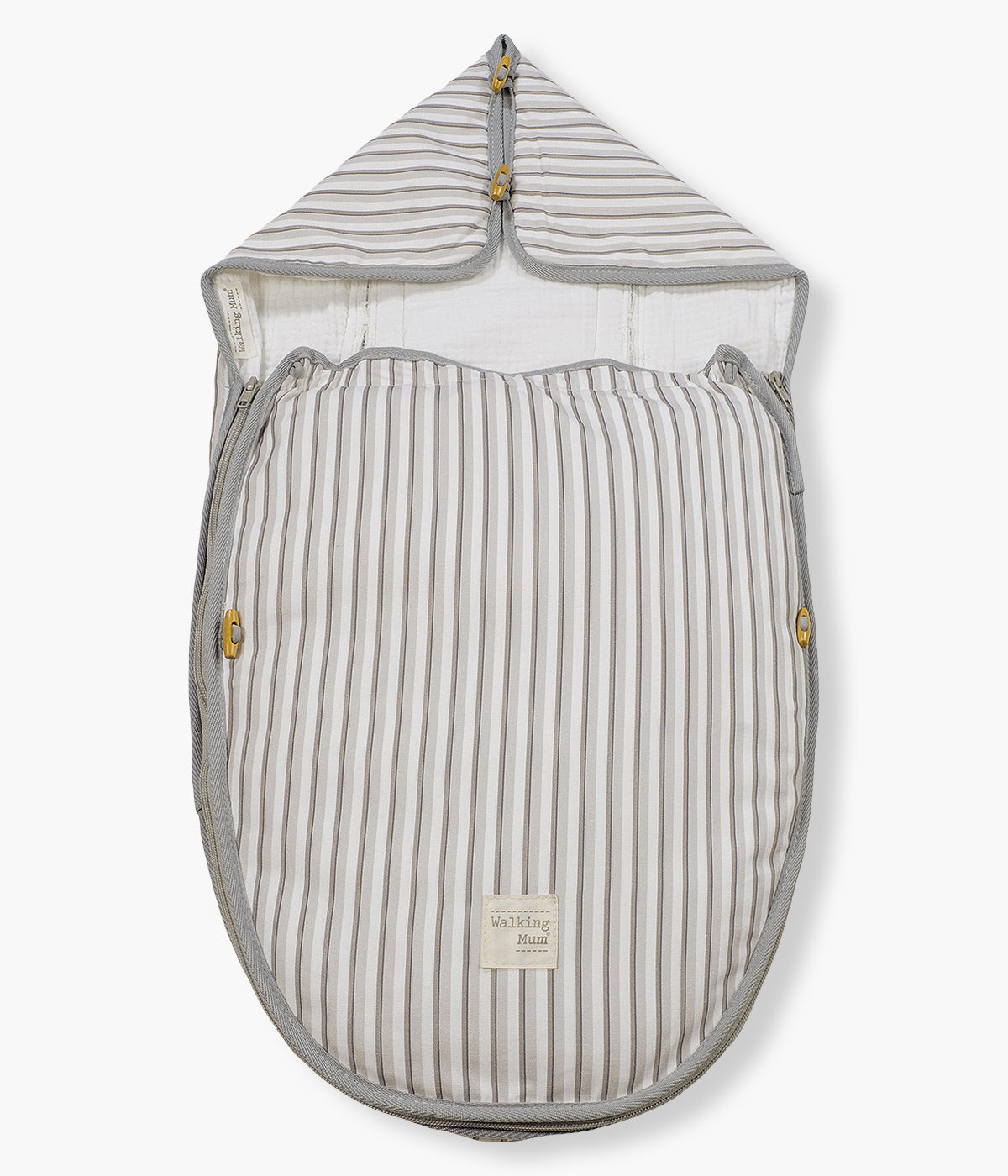 Saco de dormir 2 em 1 Walking Mum Botton Strips com elegante padrão riscas cinza-claro e cinza-escuro em fundo branco e interior em musselina, 100% algodão. Confortável saco de dormir para bebé adaptável a qualquer alcofa e babycoque grupo 0.