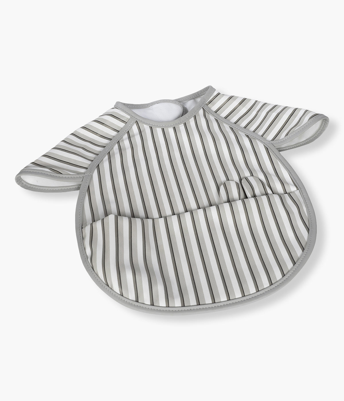 Babete com mangas curtas Walking Mum Botton Strips com elegante padrão riscas cinza-claro e cinza-escuro. Prática babete com bolso perfeita para ser utilizada nas refeições ou em outras atividades. Foi desenhado a pensar na liberdade de movimentos e no conforto, ao mesmo tempo que protege eficazmente a roupa de manchas e derrames.