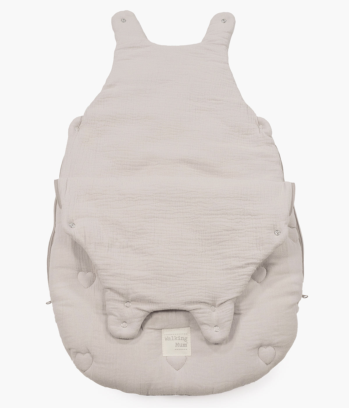 Saco de dormir para bebé Walking Mum Sintra bege com delicados corações bordados com indice de TOG 2.5.