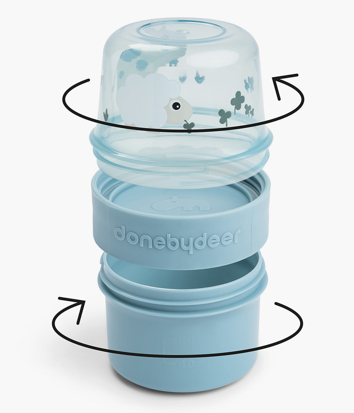 Vista frontal com tampa aberta da caixa de snacks azul com Done by Deer Tiny Farm com os desenhos Dotti e Sheepy.