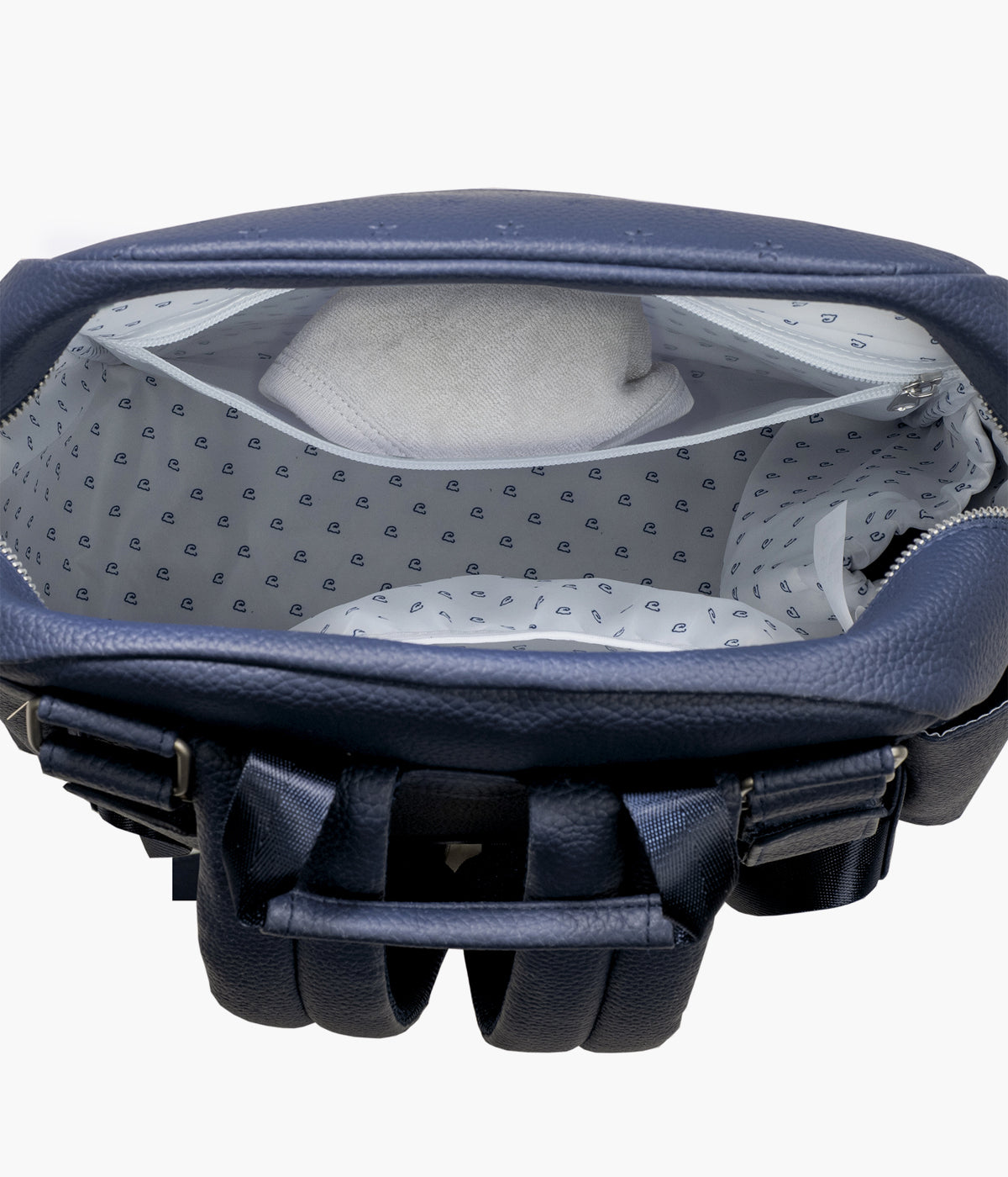 Mochila de Maternidade Pasito a Pasito New London Blue em polipele de cor azul-marinho vista de cima vazia.