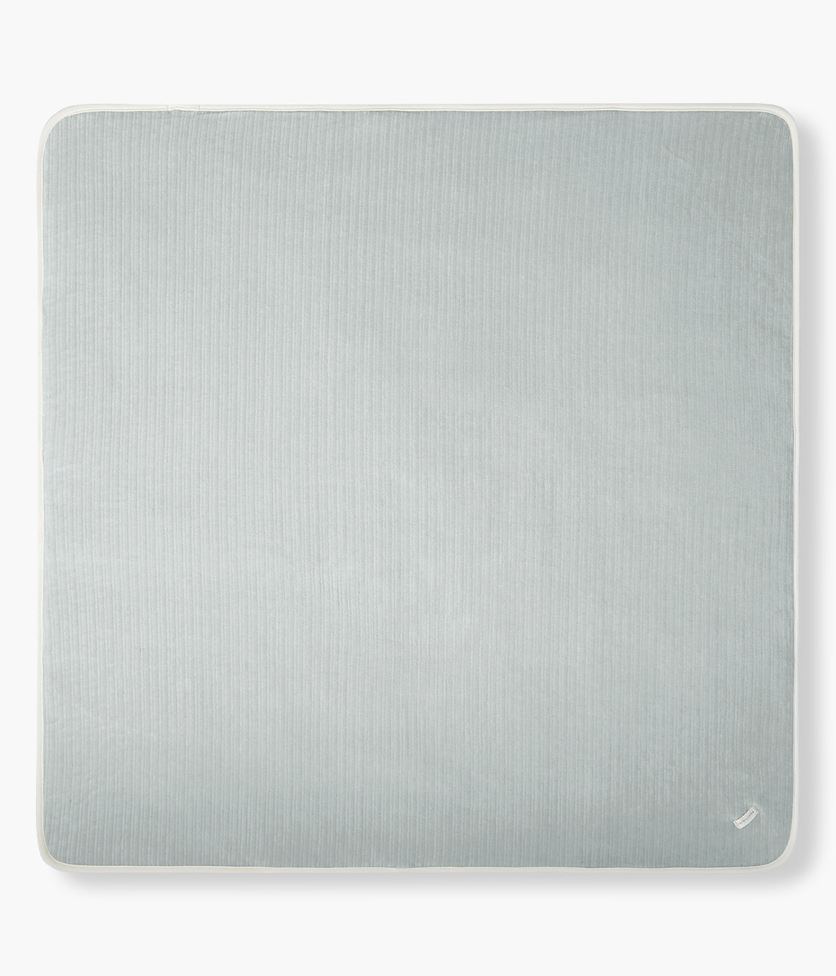 Manta em veludo canelado azul-acinzentado com rebordo branco da Laranjinha para bebé e recém-nascido(a).
