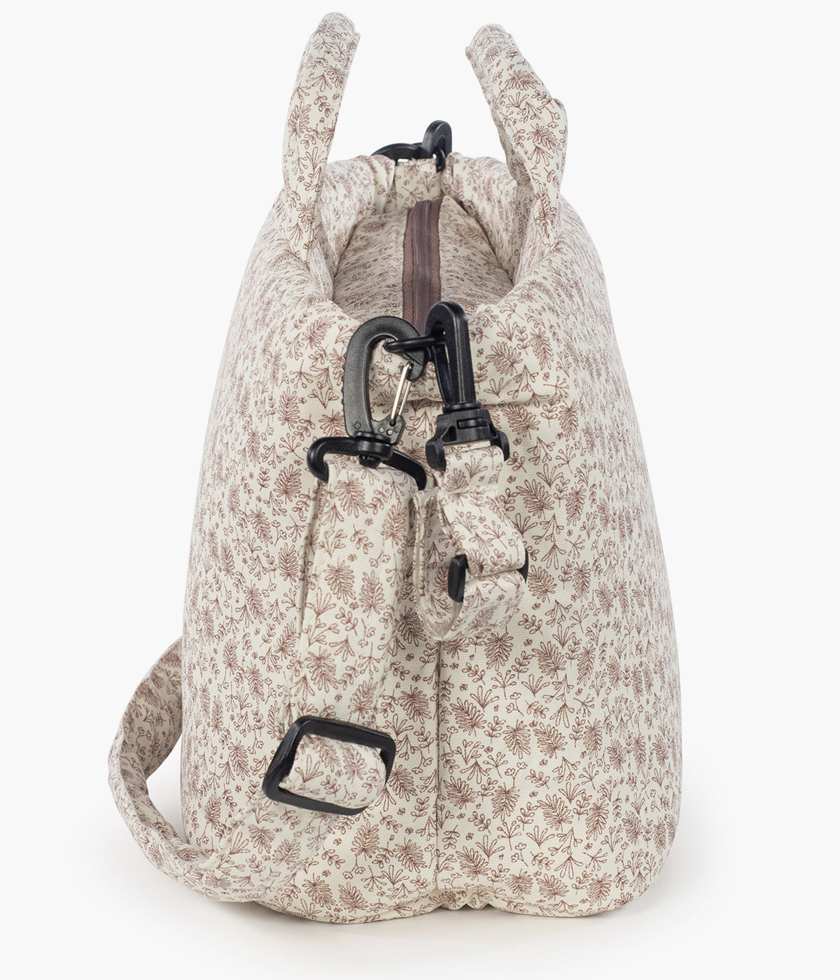 Bolsa de passeio Gala Cerise da Walking Mum vista de lado.
