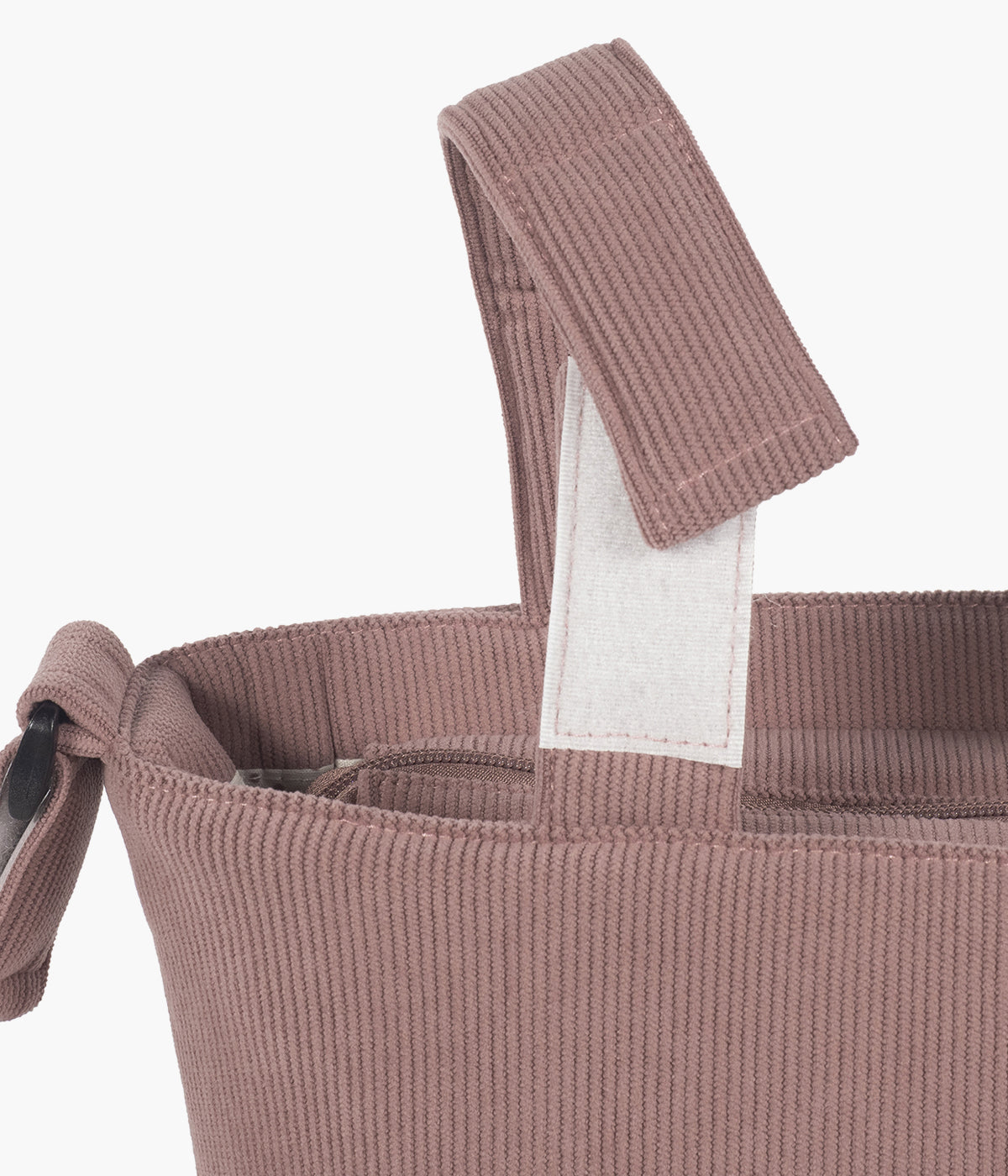 Bolsa de passeio em Bombazine Gala Cerise da Walking Mum com alças para carrinho.