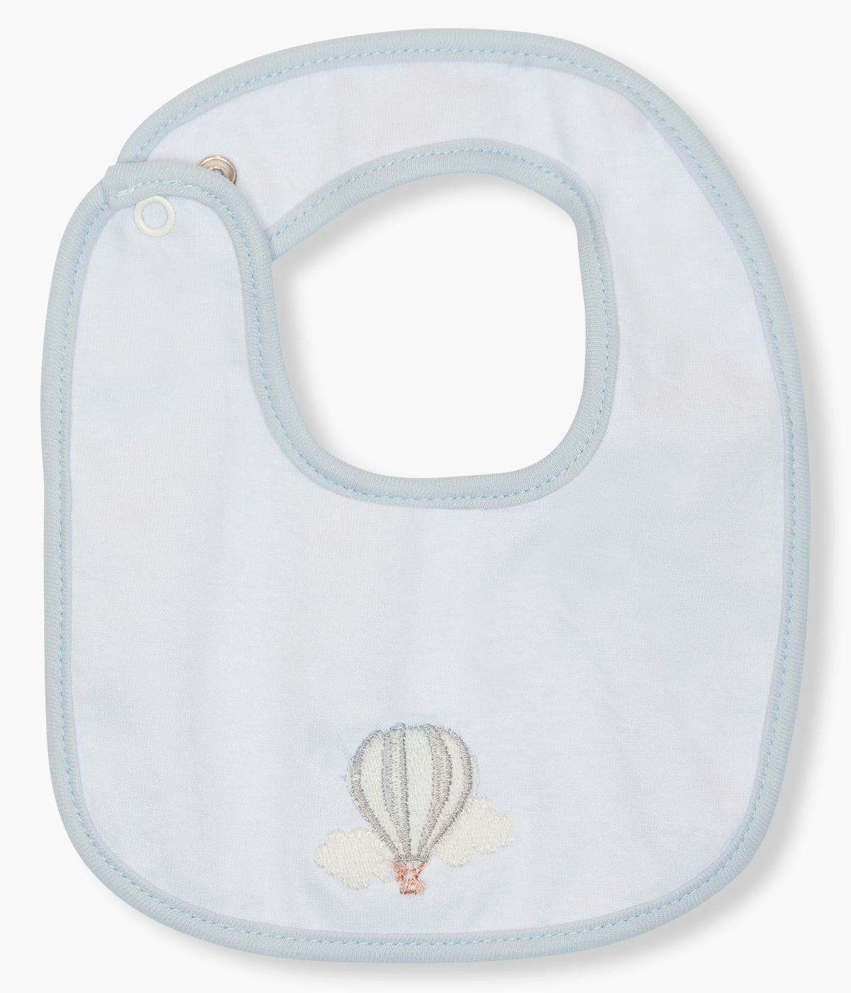Vista traseira da babete impermeável azul da Baby Gi para bebé e recém-nascido(a), 100% algodão. Elegante babete de formato retangular com balão ar quente bordado na frente.