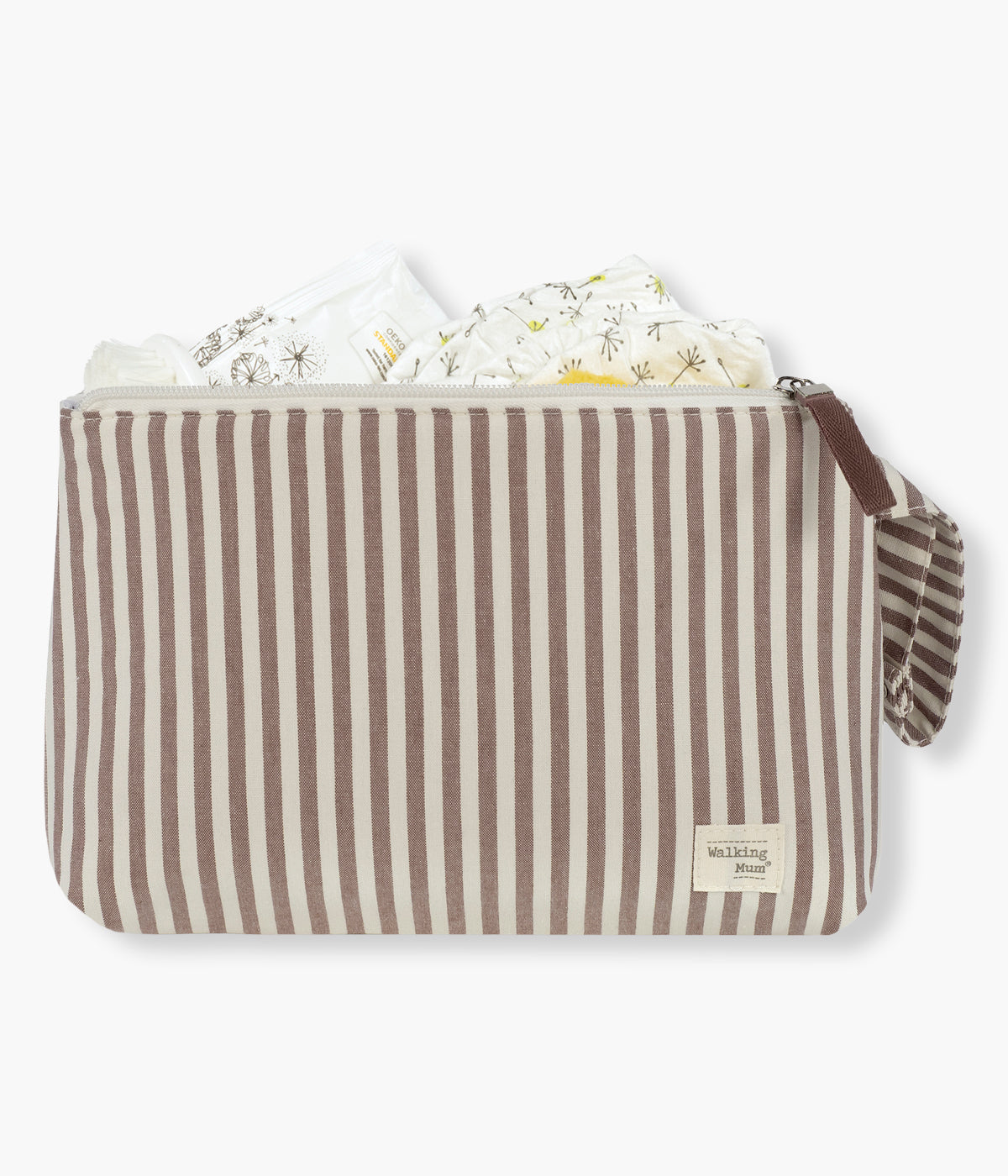 Necessaire para Bebé Walking Mum Praliné Strips Moka visto de frente cheio de artigos de bebé.
