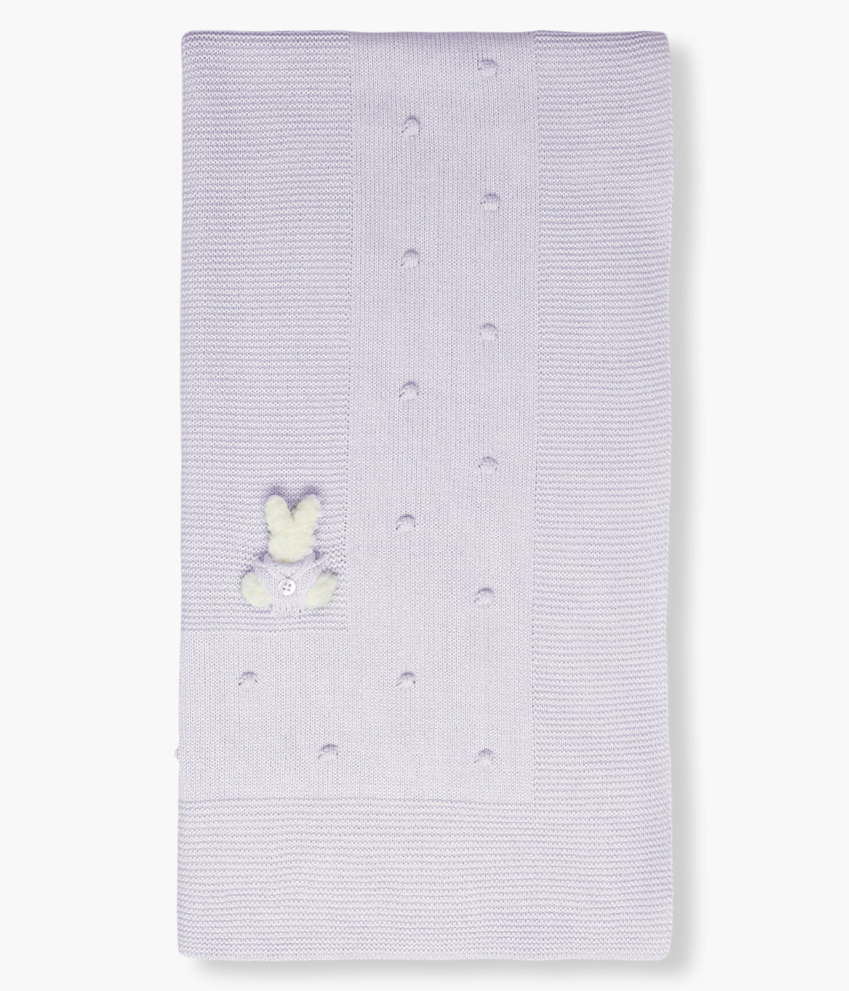 Manta de malha lilás da Mac Ilusión para bebé e recém-nascido(a). Delicada manta de formato quadrado com pequeno coelho de peluche e detalhes na malha.