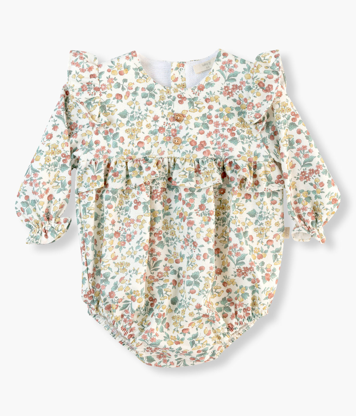Fofo em algodão pérola da Baby Gi para bebé menina e recém-nascida. Padrão floral, folho nos ombros e no peito e dois botões decorativos. Abertura nas costas e entrepernas.