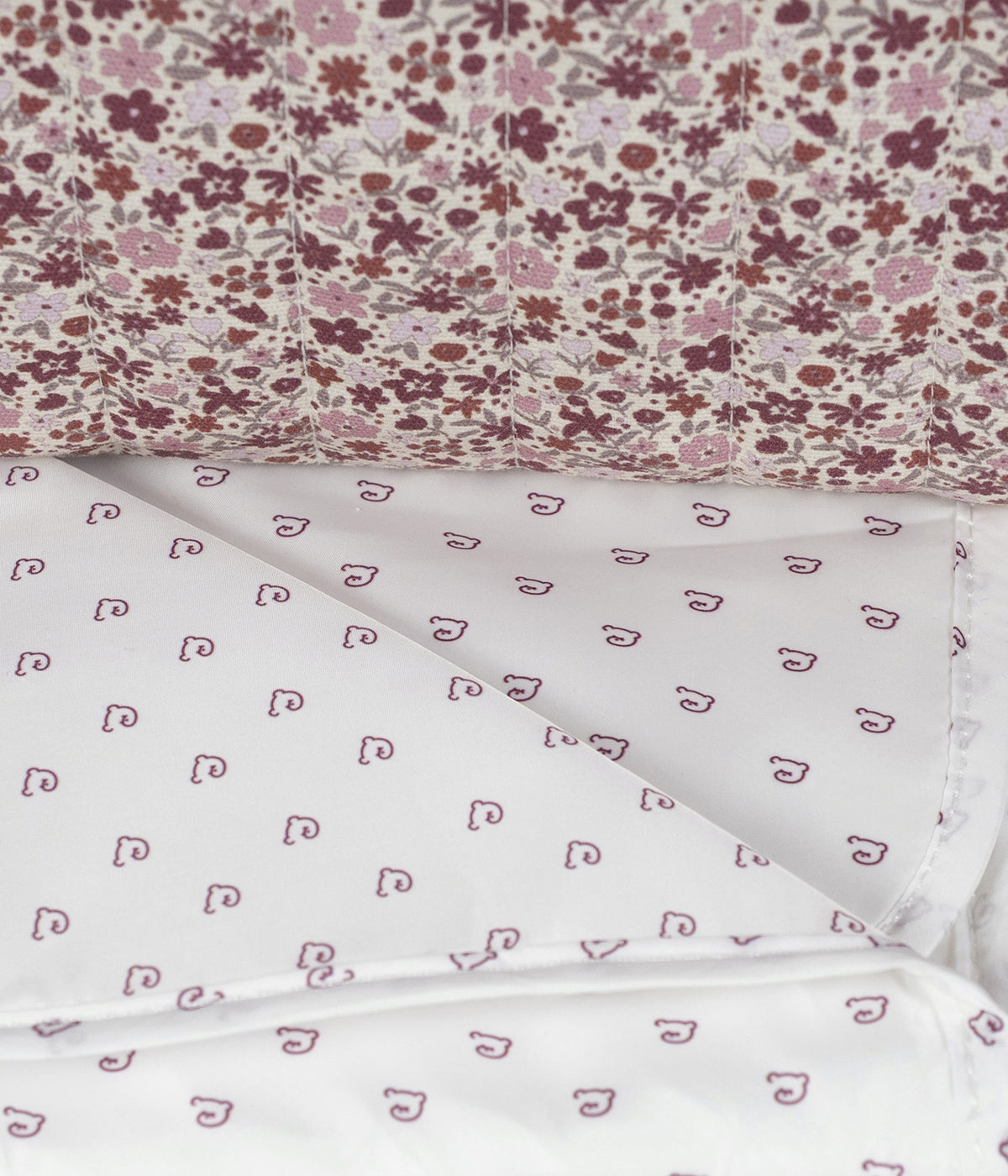 Bolsa de passeio Cherry Flowers da Pasito a Pasito com muda fraldas portatil incluido.