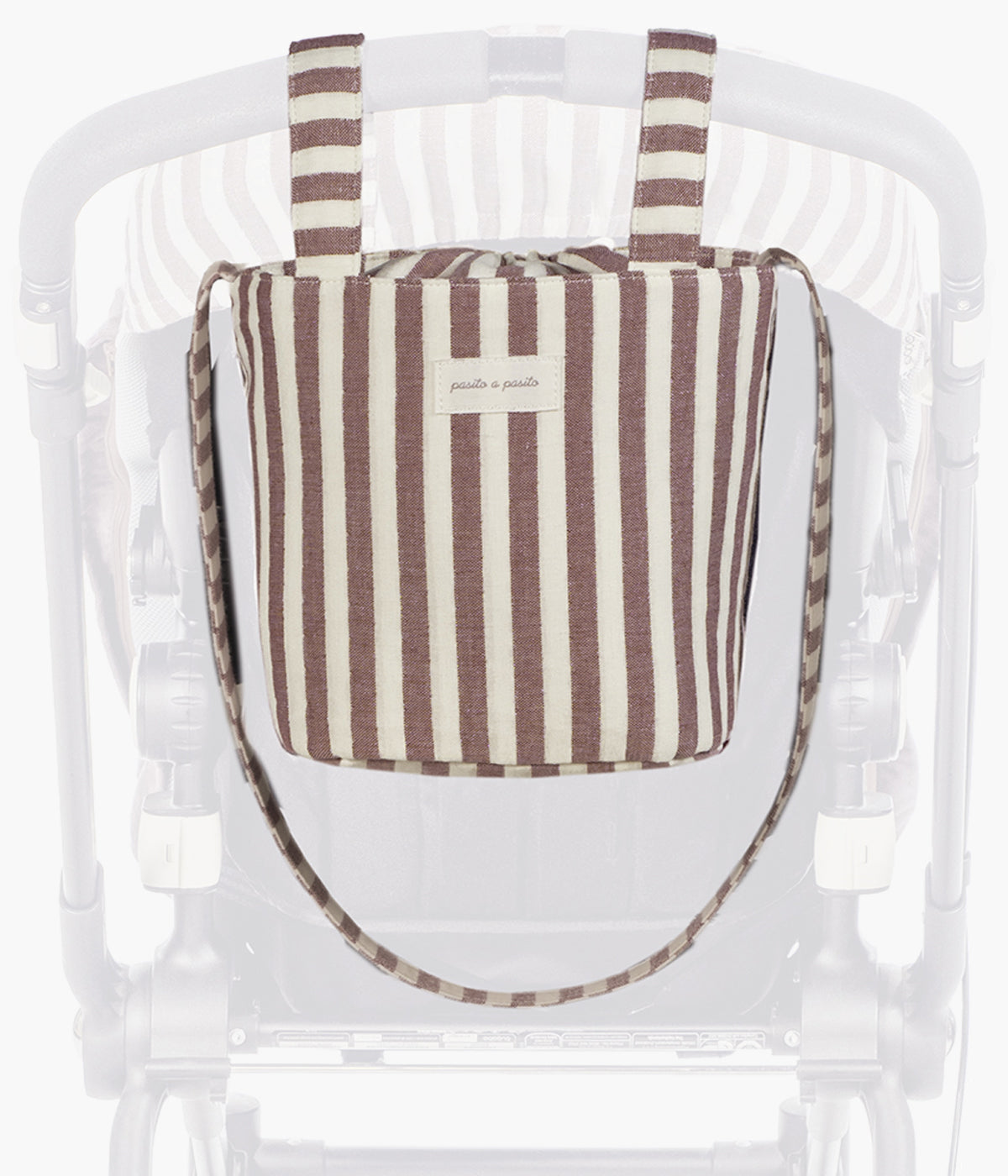 Bolsa Bucket Pasito a Pasito Cherry Strips pendurada no carrinho.