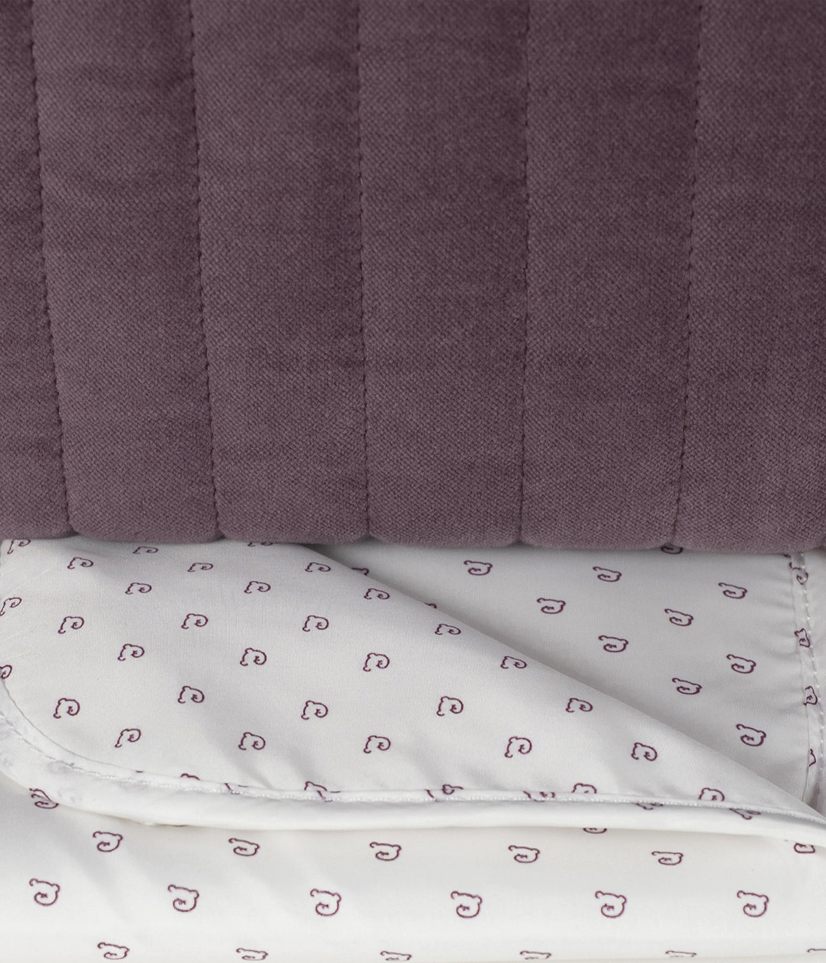 Mochila de maternidade Cherry Velvet da Pasito a Pasito com muda fraldas incluído.