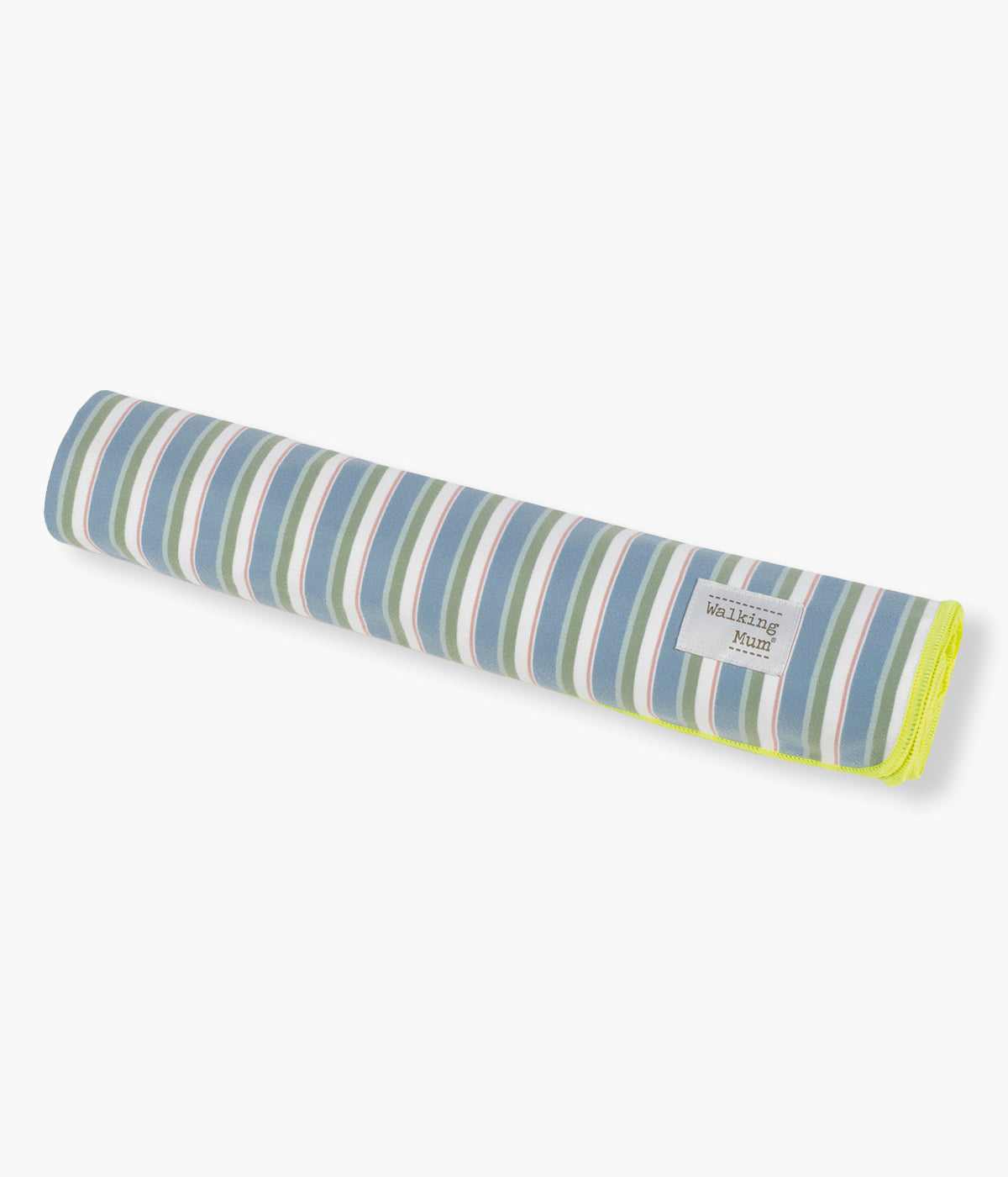 Vista enrolada da toalha de microfibra Summer Strips da Walking Mum. Perfeita para a praia, piscina ou passeios de verão. Leve, compacta e de secagem rápida, oferece conforto, praticidade e proteção solar FPS/SPF 50+ para acompanhar todas as aventuras ao ar livre.