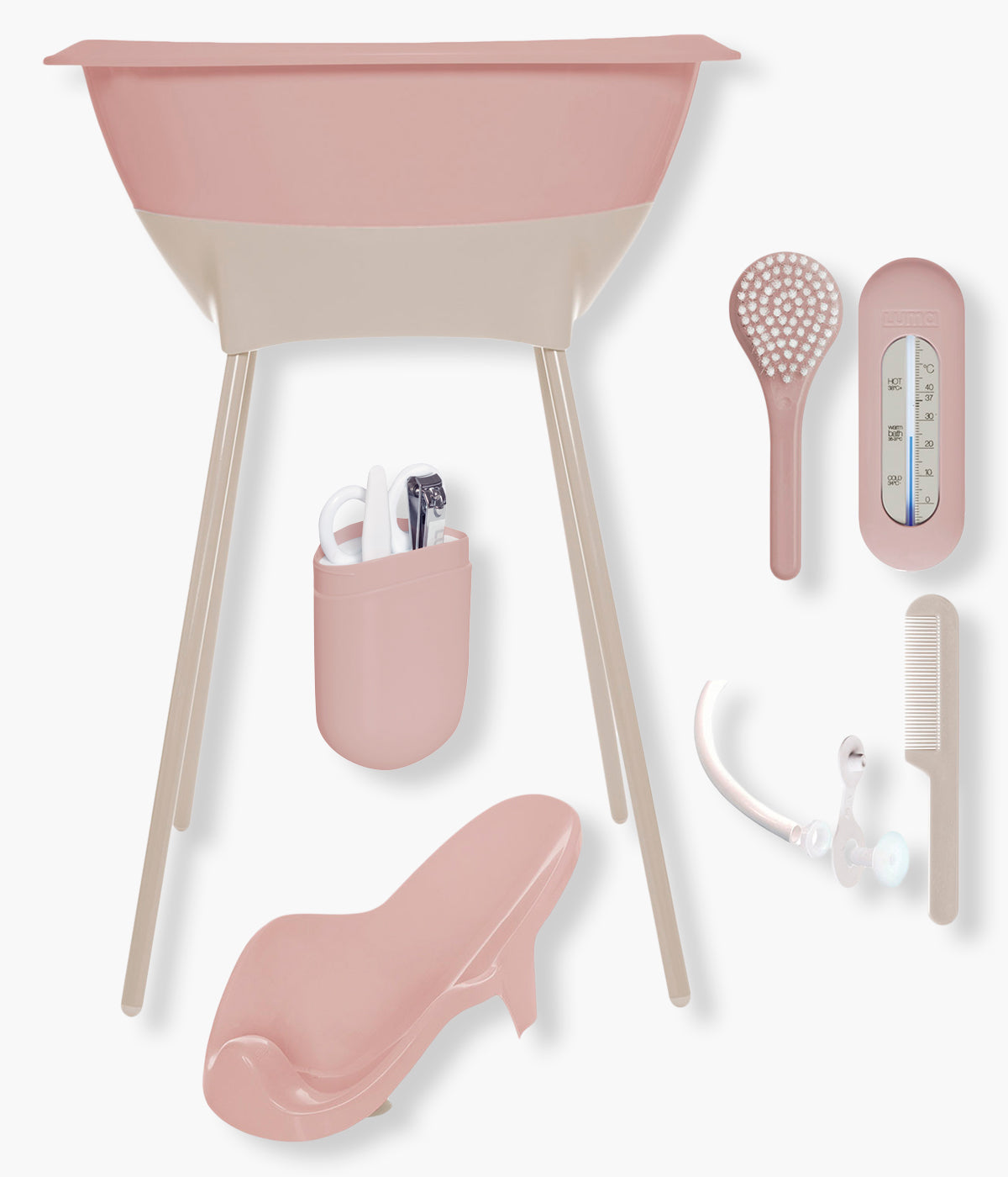 Conjunto de banheira com acessórios de banho da marca Luma na cor Blush Pink. O conjunto de banho Luma inclui todos os acessórios essenciais para a higiene diária da bebé desde o nascimento. Com design moderno e funcional, reúne banheira, suporte, redutor de banho, termómetro, pente, escova e tubo de drenagem para maior conforto e praticidade.