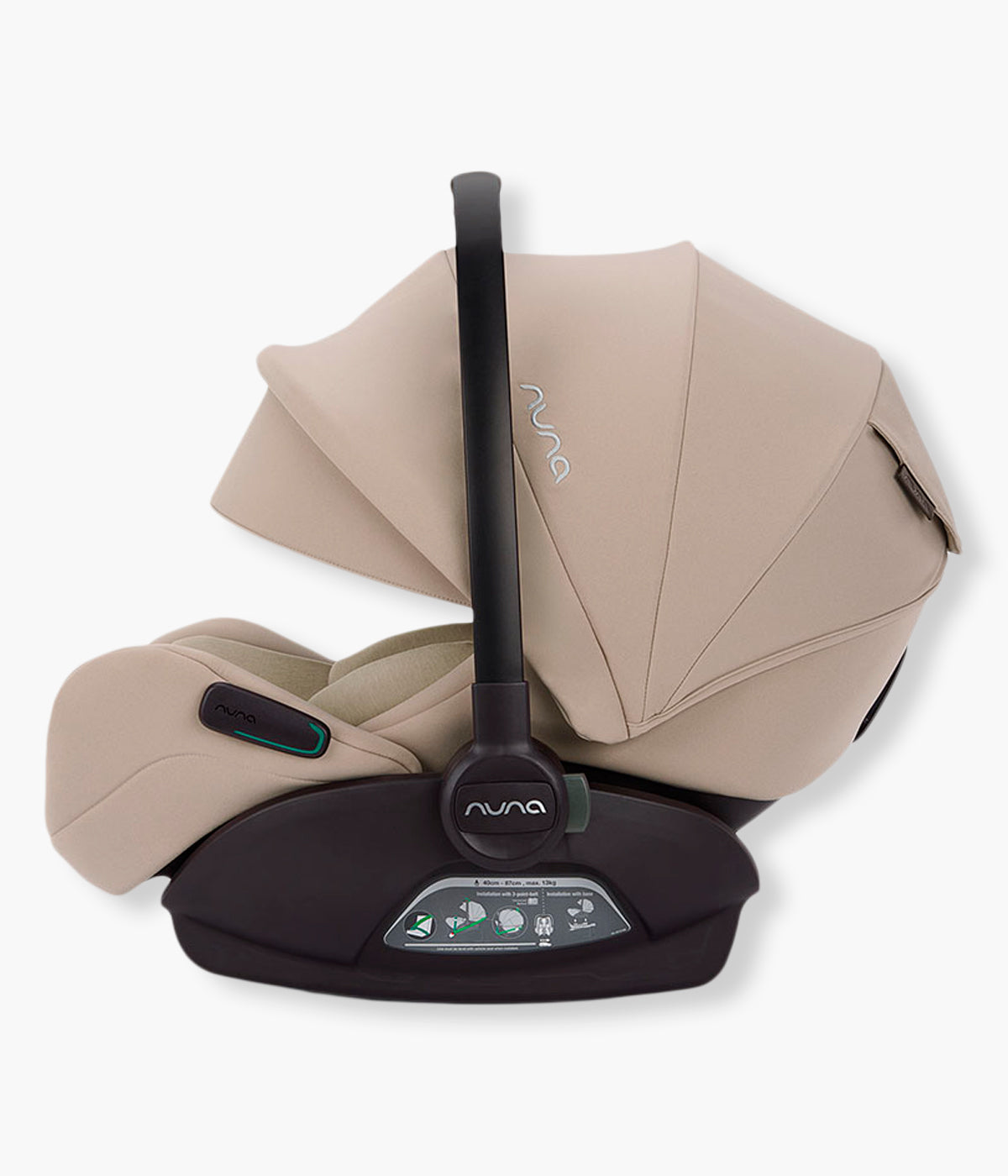 Vista lateral da babycoque para bebé Arra flex da marca Nuna na cor Chateau. Premium babycoque i-Size leve e reclinável, adequada desde o nascimento até aos 87cm.