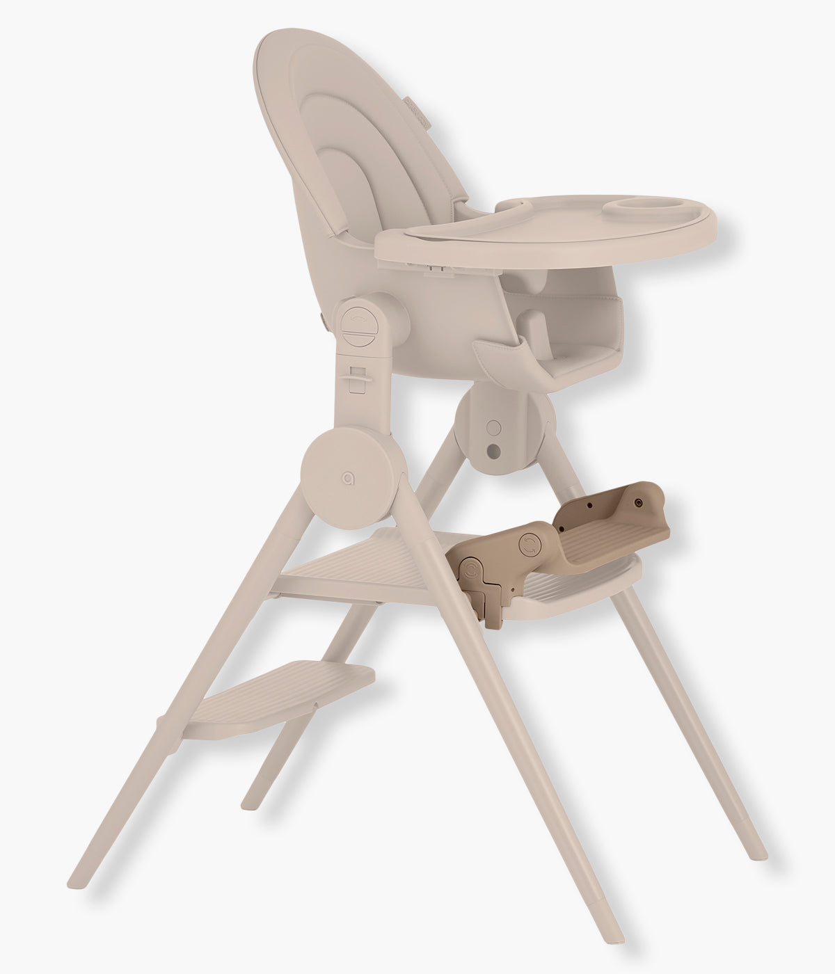 Vista lateral do apoio de pés Anex Ozy Footrest para cadeira evolutiva Ozy na cor Fluff. Prático apoio de pés concebido para proporcionar um suporte estável e confortável aos pés da criança durante a utilização da cadeira evolutiva Anex Ozy.
