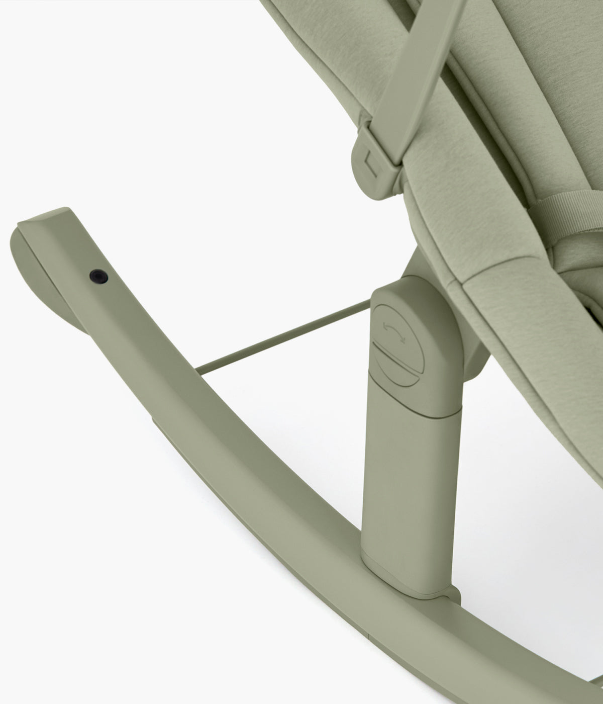 Vista detalhada da base de baloiço para espreguiçadeira da cadeira evolutiva Ozy da marca Anex na cor June.