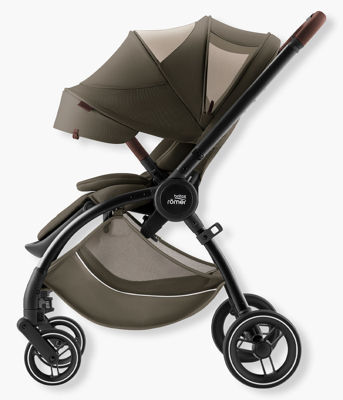 Vista lateral do carrinho de passeio Rio Lux da marca Britax Römer na cor Urban Olive. Prático carrinho de passeio concebido para acompanhar a criança desde o nascimento até aproximadamente aos 4 anos ou 22 kg. 