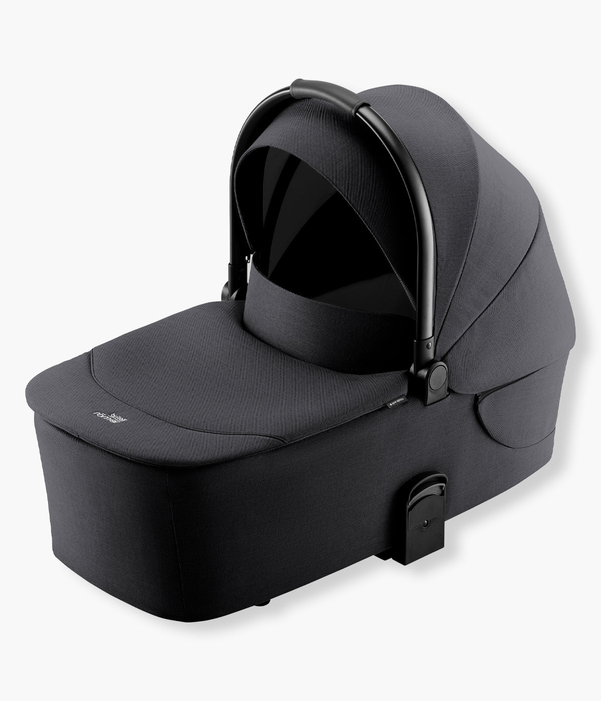 Vista lateral da alcofa para carrinho de passeio Rio Style da marca Britax Römer na cor Carbon Black.