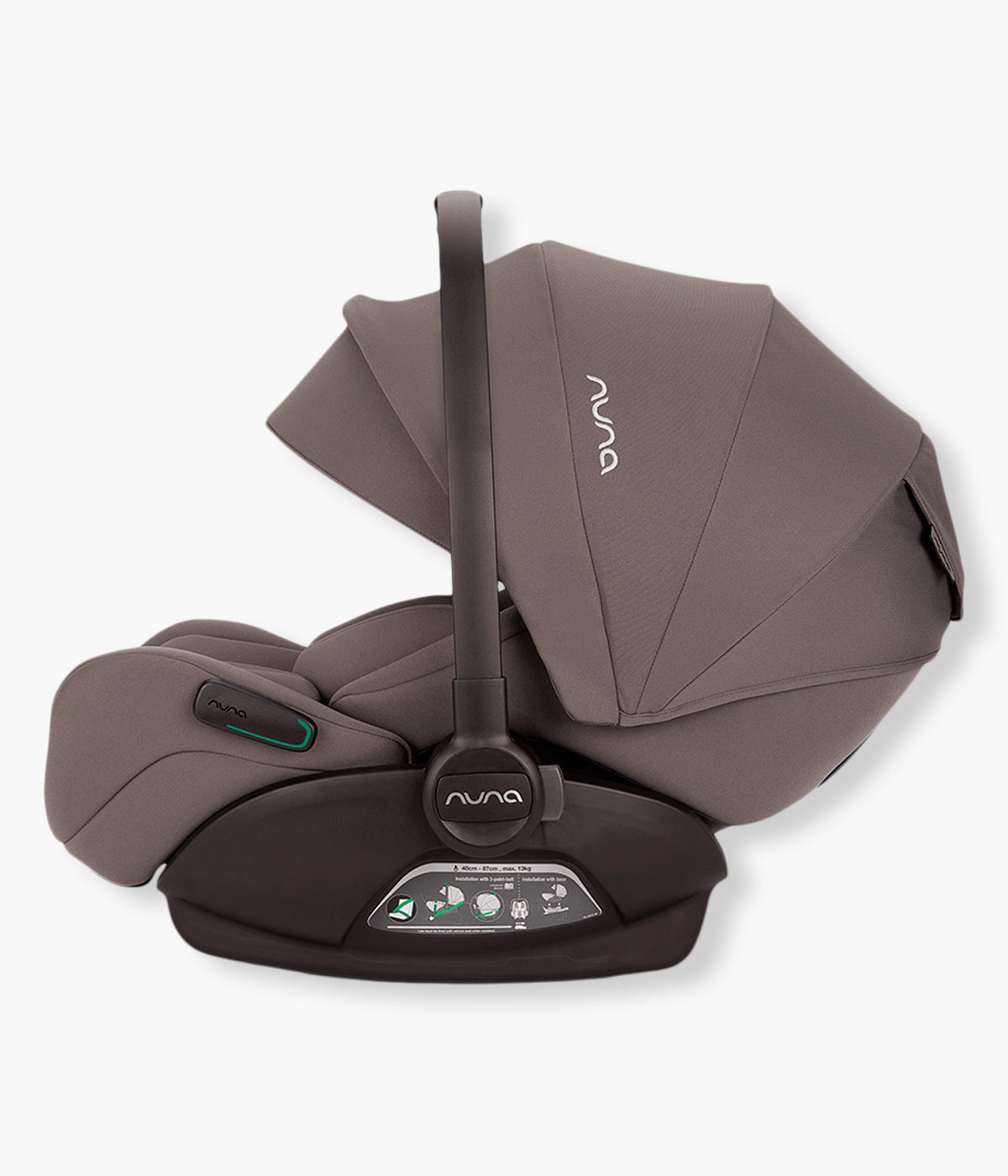 Vista lateral da babycoque para bebé Arra Flex da marca Nuna na cor Thunder