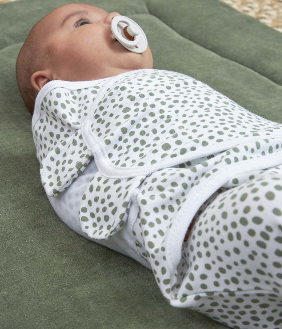 Swaddle Wrap com Velcro Algodão Pintas Bebé - Branco e Verde