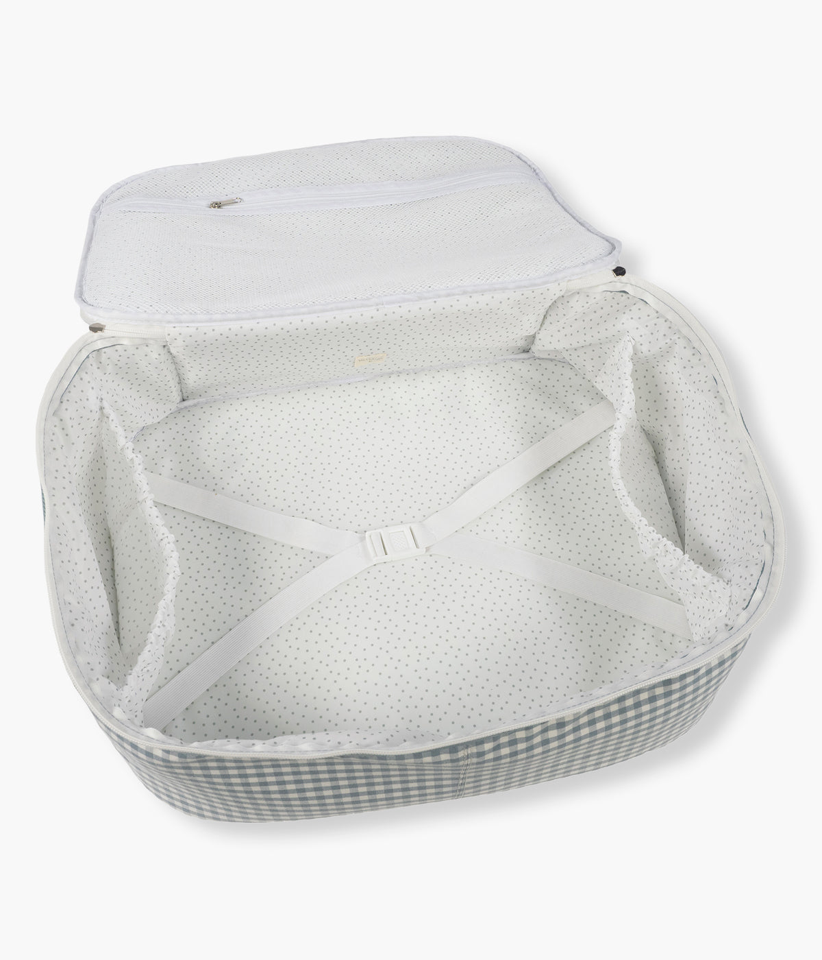 Mala de Maternidade Walking Mum Praliné Vichy Matcha aberta e com espaço para todos os essenciais do bebé.