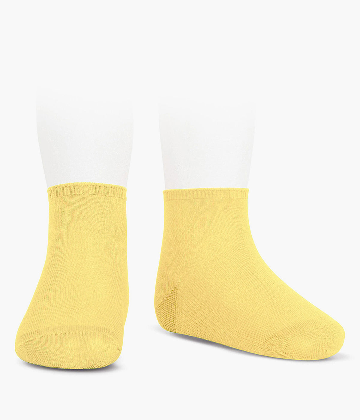 Meias curtas em algodão anti-pilling de cor amarelo (631 limoncello) da marca Cóndor para bebé e recém-nascido(a).