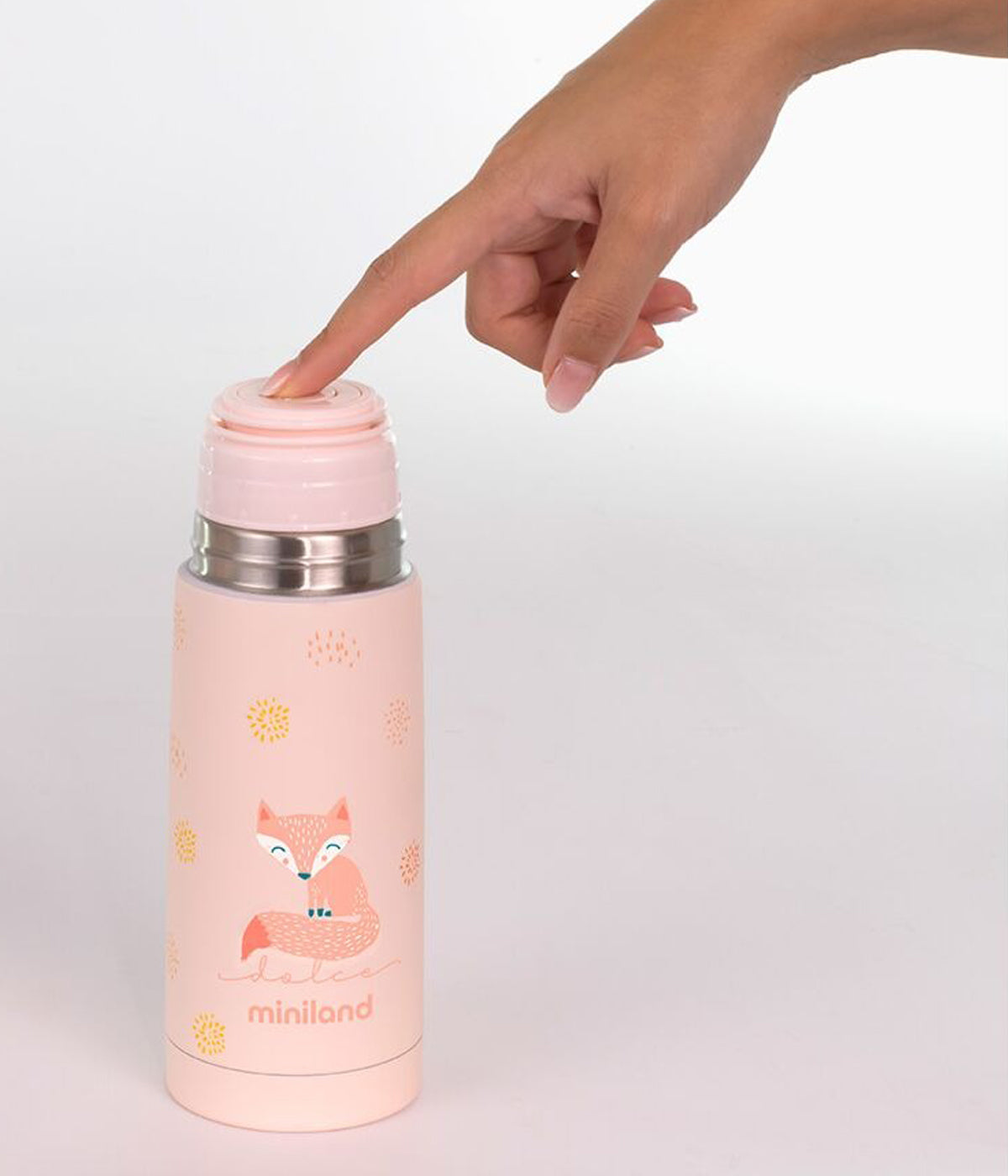 Termo para líquidos Miniland Dolce Candy rosa, com capacidade para 350ml, perfeita para manter a temperatura de líquidos quentes ou frios por mais de 24 horas. Este termo é indispensável para ter sempre as refeições do bebé prontas, seja em passeios ou refeições fora de casa.