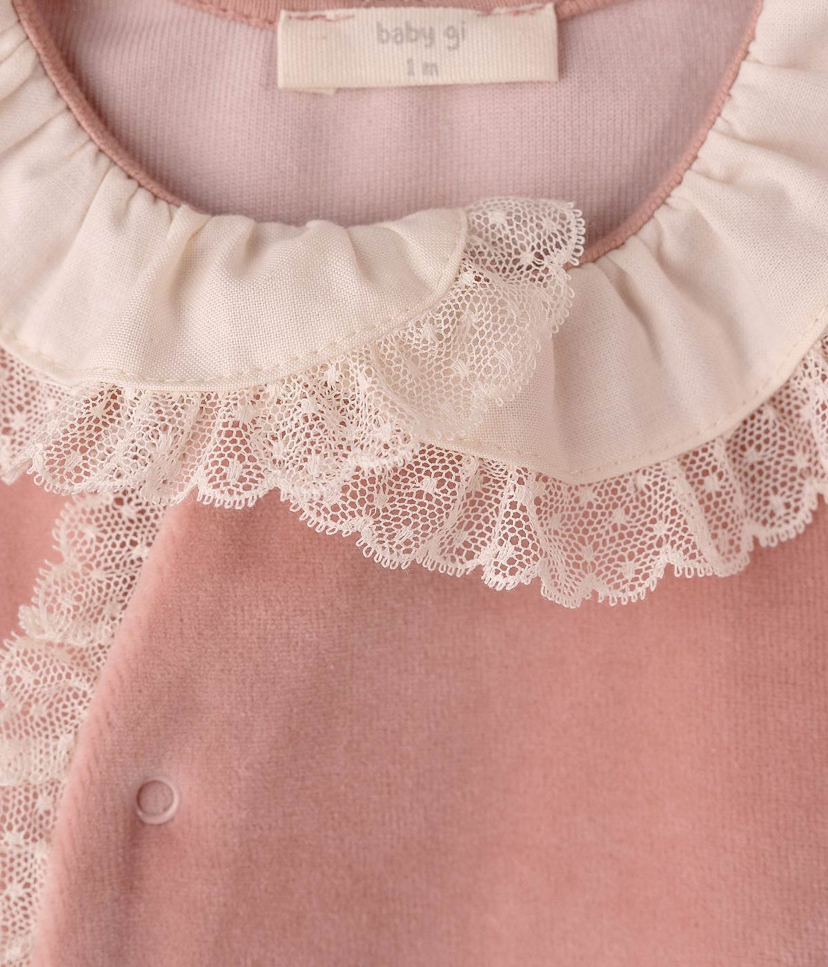 Babygrow em Veludo com Renda para Bebé Menina - Rosa Velho