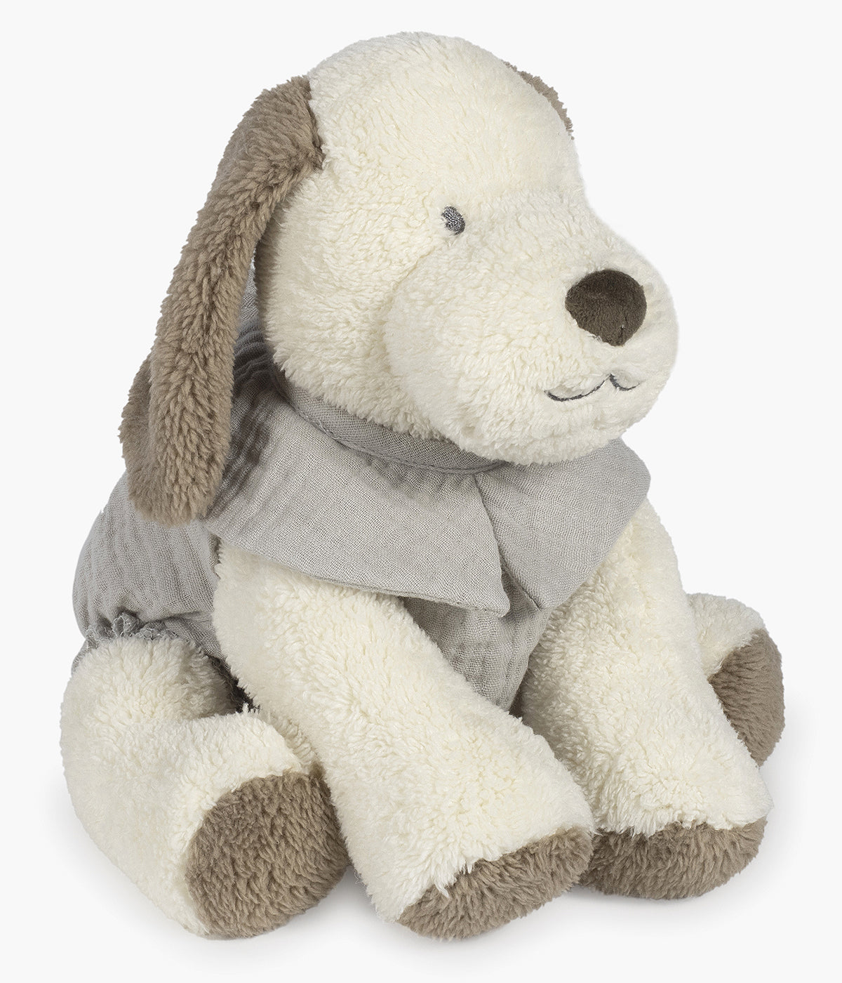 Peluche Walking Mum Sintra para bebé e recém-nascido em forma de cão com 27cm pérola com orelhas e patas castanhas e roupa em tons de verde.