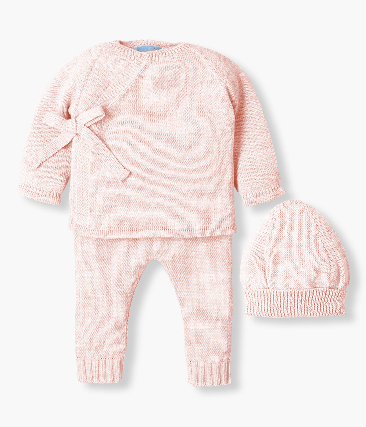 Conjunto de 3 peças em malha cor-de-rosa da Mac Ilusión composto por camisola de abertura trespasse, calças sem pés e gorro para bebé menina e recém-nascida.