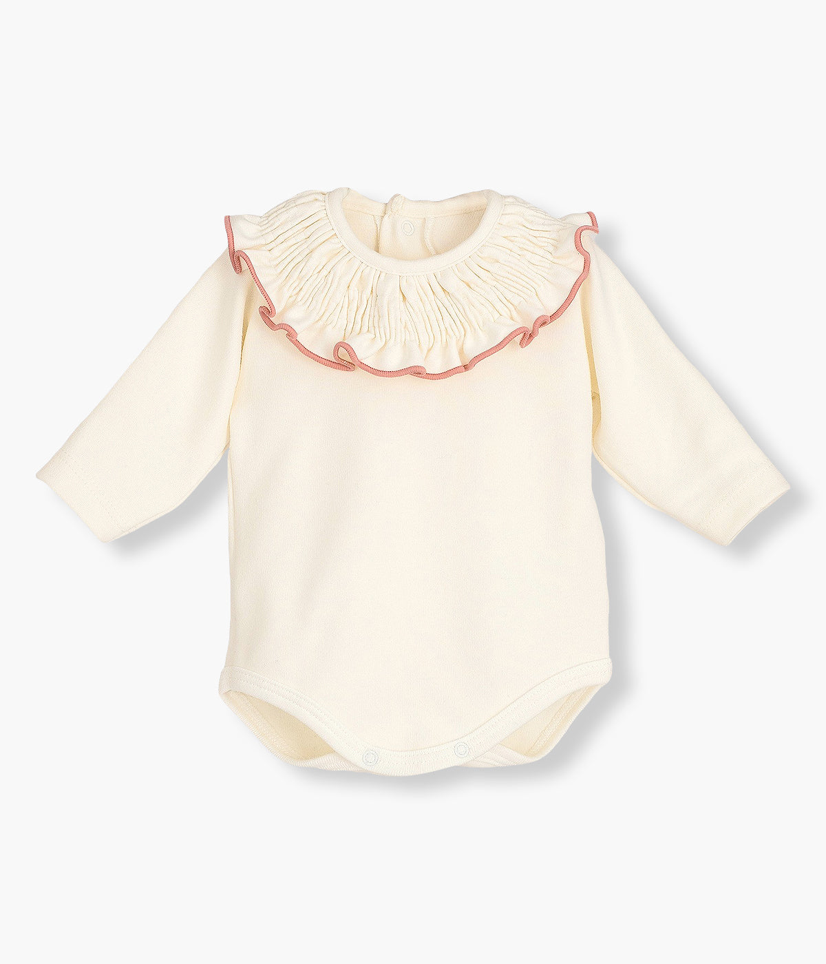 Body de manga comprida em algodão pérola da Calamaro Baby para bebé menina e recém-nascida. Gola folho com rebordo em rosa. Abertura com molas de pressão nas costas e entrepernas para vestir facilmente.
