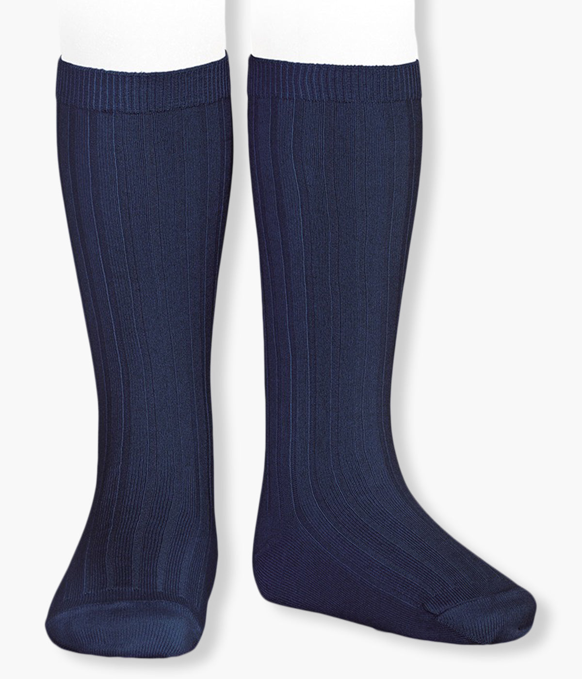 Meias pelo joelho caneladas em algodão anti-pilling de cor azul-marinho (480 Marino) da marca Cóndor para bebé e recém-nascido(a).