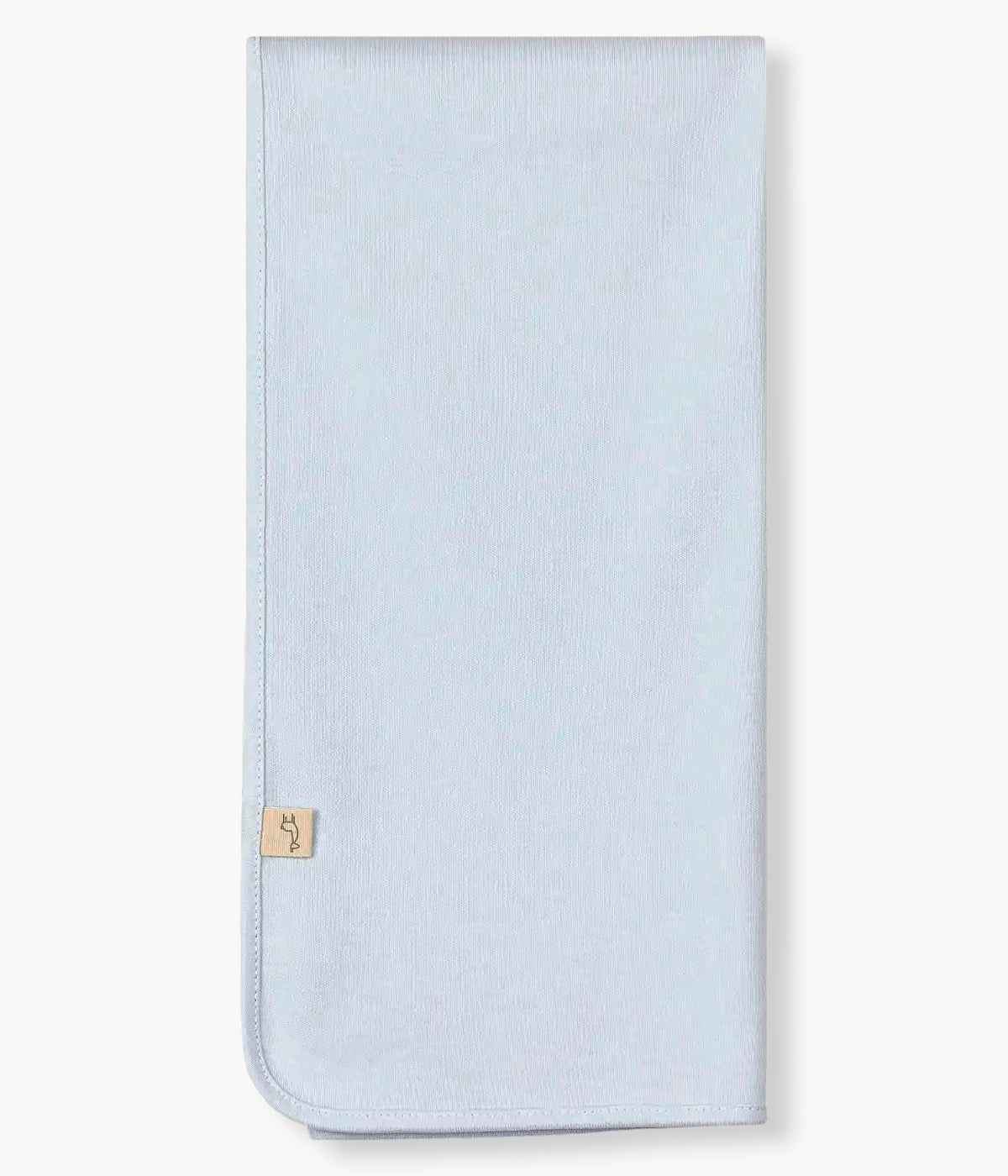 Vista esticada da fralda azul pastel da Baby Gi para bebé menino e recém-nascido, 100% algodão. Delicada fralda com balão de ar quente bordado no canto.